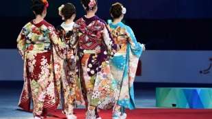 Kyotos Bürgermeister schaltet sich in Unterwäsche-Streit mit Kim Kardashian ein