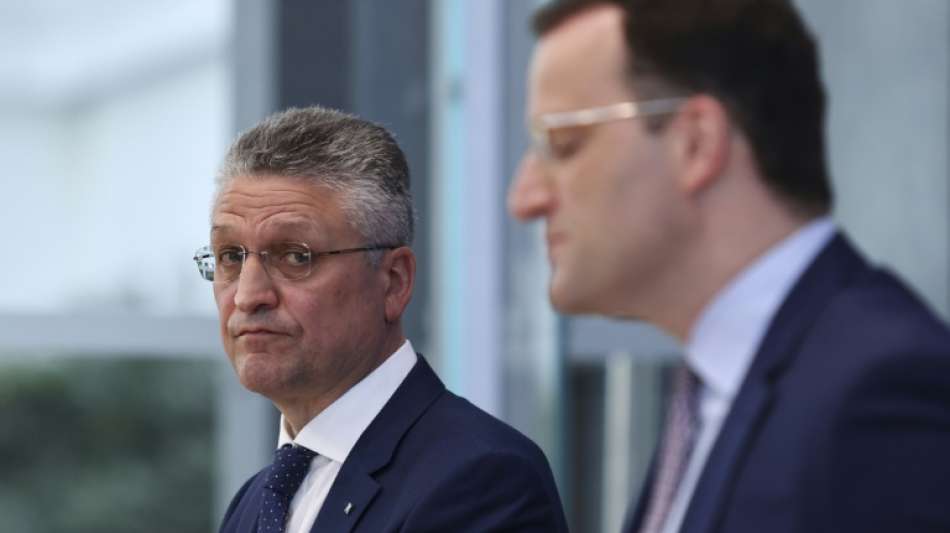 RKI senkt Corona-Risikoeinstufung für Deutschland und mahnt weiter zur Vorsicht