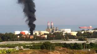 Gro&szlig;brand in Raffinerie im Libanon nach wenigen Stunden gel&ouml;scht