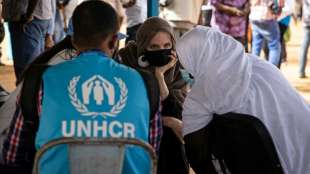 Angelina Jolie ruft in Lager in Burkina Faso zu mehr Fl&uuml;chtlingshilfe auf