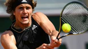French Open: Zverev in drei Sätzen in die dritte Runde