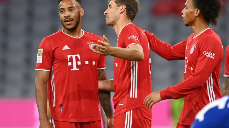 Mit Gnabry-Dreierpack: Bärenstarke Triple-Bayern zerlegen hilflose Schalker