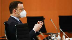 Spahn will Zugang zu digitalem Corona-Impfpass erleichtern