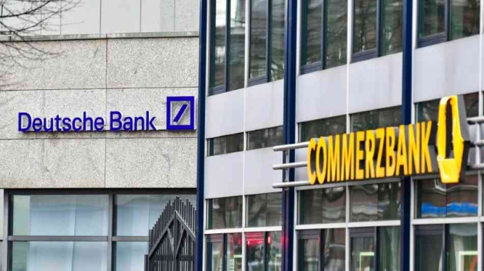 Kurse von Deutscher Bank und Commerzbank legen beflügelt durch Fusionsgespräche zu