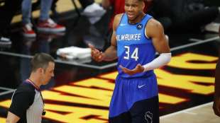 113:102: Middleton bringt Bucks in Führung