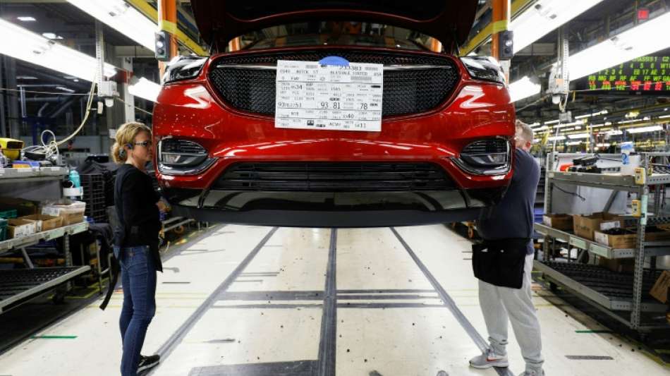 Anhaltender Chipmangel schl&auml;gt Autobauern aufs Gem&uuml;t