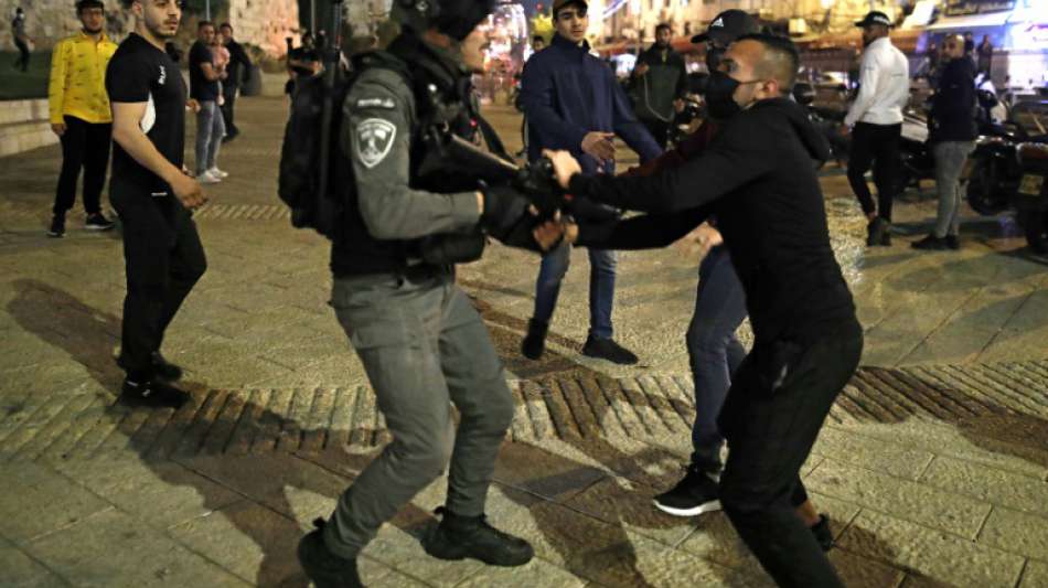 Erneut gewaltsame Zusammenst&ouml;&szlig;e zwischen Pal&auml;stinensern und israelischer Polizei