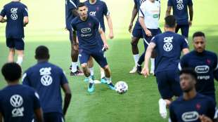 Frankreich, England, Tschechien, Schweden und Schweiz im EM-Achtelfinale