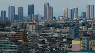 Erdbeben der St&auml;rke 6,1 ersch&uuml;ttert Gro&szlig;raum Tokio