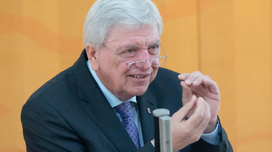 Bouffier fordert zu Tag der Deutschen Einheit Einsatz für Demokratie