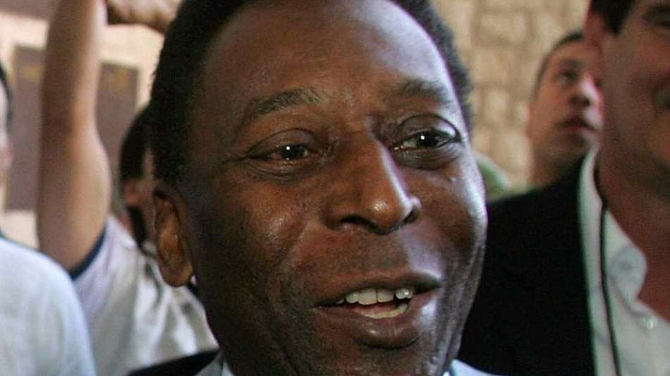 Tumor bei Fu&szlig;ball-Legende Pele entfernt