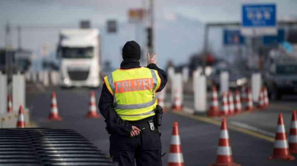 Deutschland verlängert Grenzkontrollen um 6 Monate