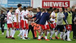 HSV hält Fortuna auf Distanz - Fürth klettert auf Relegationsplatz