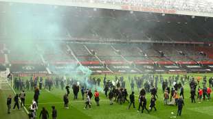 Zwei verletzte Polizisten bei Fan-Protesten in Manchester