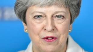 May kündigt "kühnes Angebot" für Zustimmung des Parlaments zu Brexit-Deal an