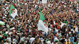 Trotz großen Polizeiaufgebots wieder Proteste in Algier