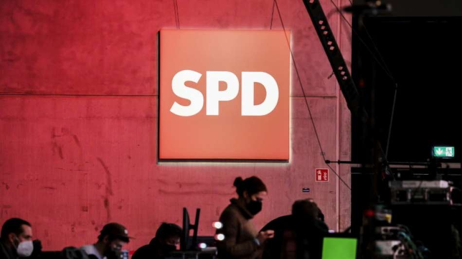 SPD-Parteitag zu Wahl neuer Parteispitze zusammengekommen