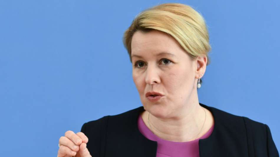 Giffey für schrittweise Öffnung der Kitas bis zum Sommer