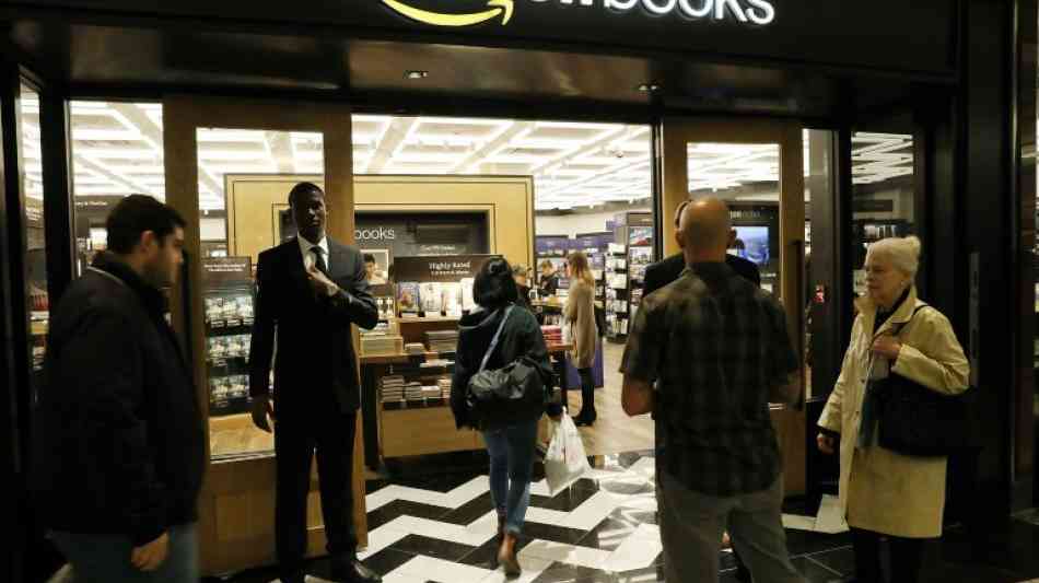 Amazon will weitere Buchläden und Vier-Sterne-Shops eröffnen 