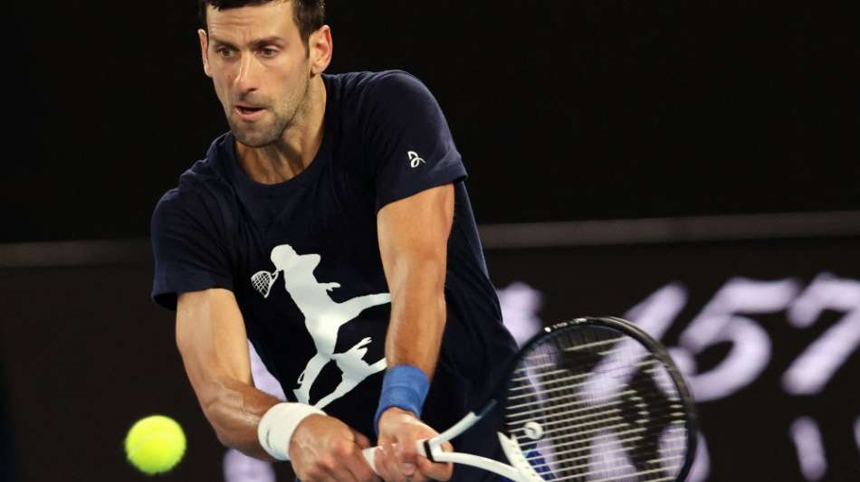 Djokovic-Entscheidung lässt auf sich warten - Minister pocht auf Einhaltung der Einreiseregeln