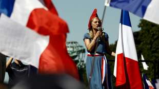 Erneut Demonstrationen in ganz Frankreich gegen versch&auml;rfte Corona-Regeln