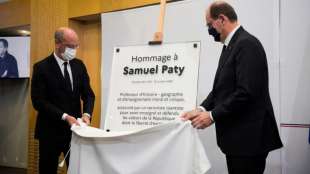 Frankreichs Regierung gedenkt des ermordeten Lehrers Samuel Paty