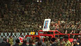 45 Tote durch Massenpanik bei Trauerfeier für Tansanias Präsidenten Magufuli