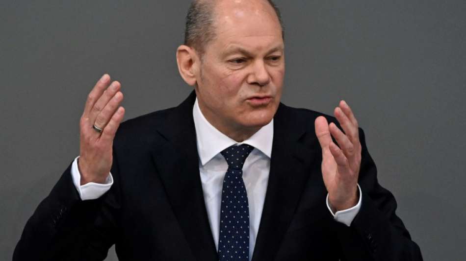 Bundestag beschlie&szlig;t Nachtragshaushalt mit zus&auml;tzlichen Milliardenschulden