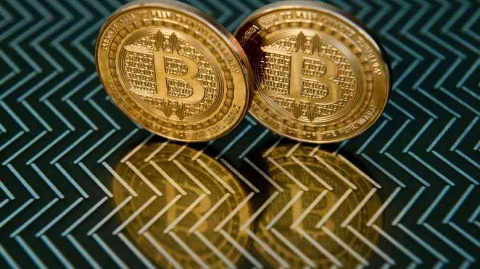 Angst vor Blase: Bitcoin durchbricht die 15.000-Dollar-Marke
