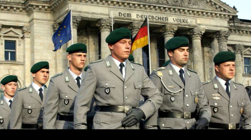 Bundeswehr begeht Gründungstag mit Gelöbnissen