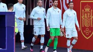 Medien: Nach Spaniens Busquets auch Portugal zunächst in EM-Quarantäne