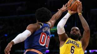 "Verzweiflung" und ein James-Rekord: Lakers schlagen Warriors
