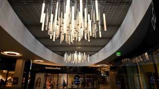 Walter-Borjans verteidigt neue Ziel-Inzidenz von 35