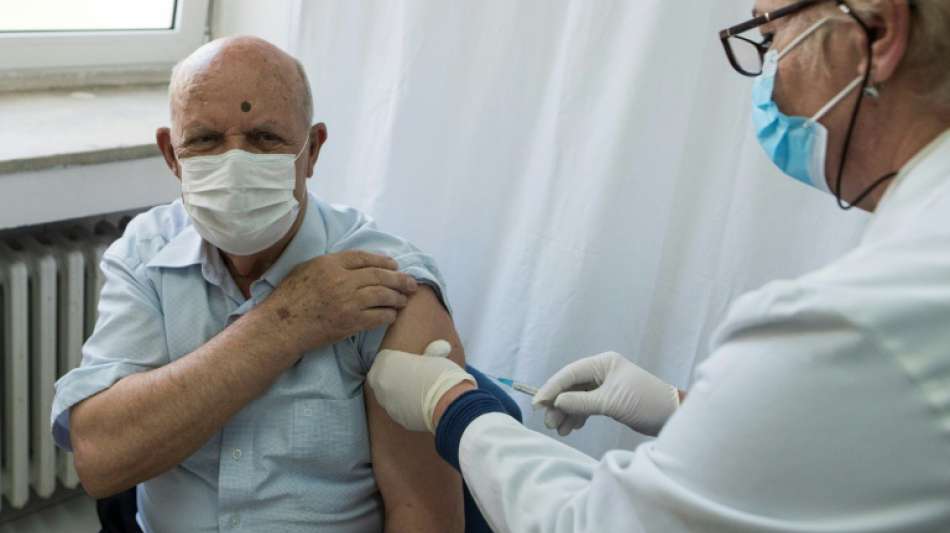 EMA sieht derzeit kein altersspezifisches Risiko bei Astrazeneca-Impfstoff