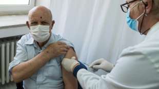 EMA sieht derzeit kein altersspezifisches Risiko bei Astrazeneca-Impfstoff