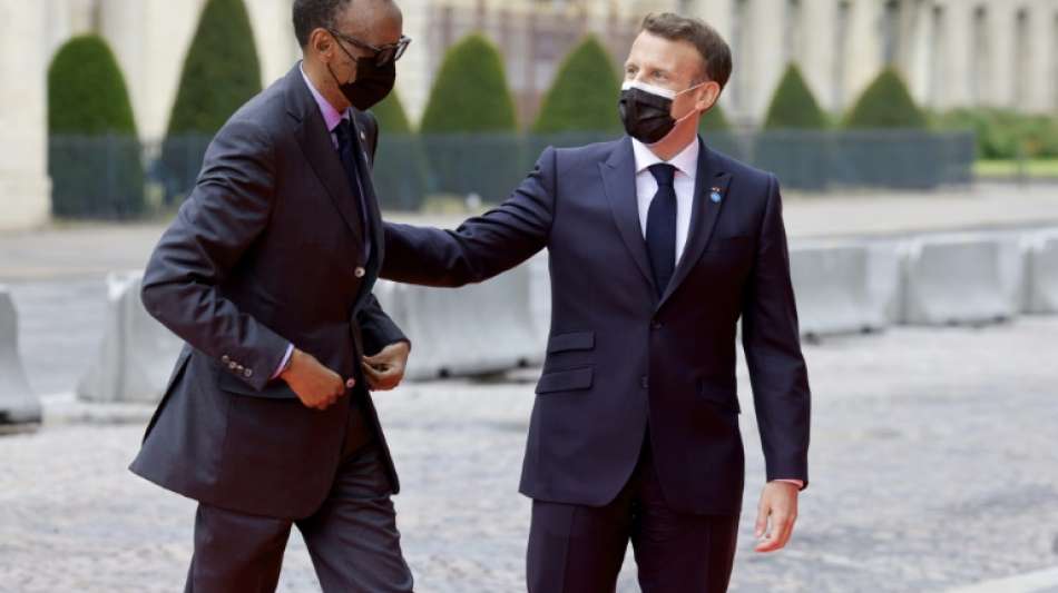 Frankreichs Präsident Macron in Ruanda und erstmals in Südafrika