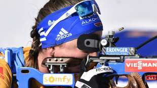 Biathlon: Preu&szlig; l&auml;uft im Massenstart auf Platz drei