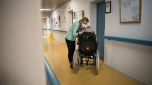 Gr&uuml;nen-Gesundheitspolitikerin: Neuer Pflegebonus kommt erst im kommenden Jahr