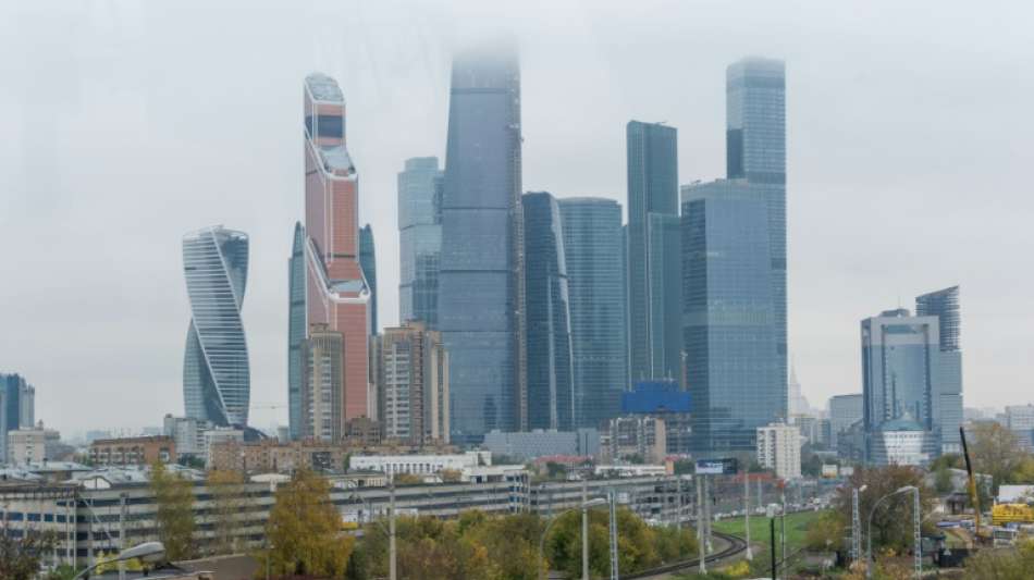 EU schlie&szlig;t sieben russische Banken von Swift aus und verbietet Staatsmedien