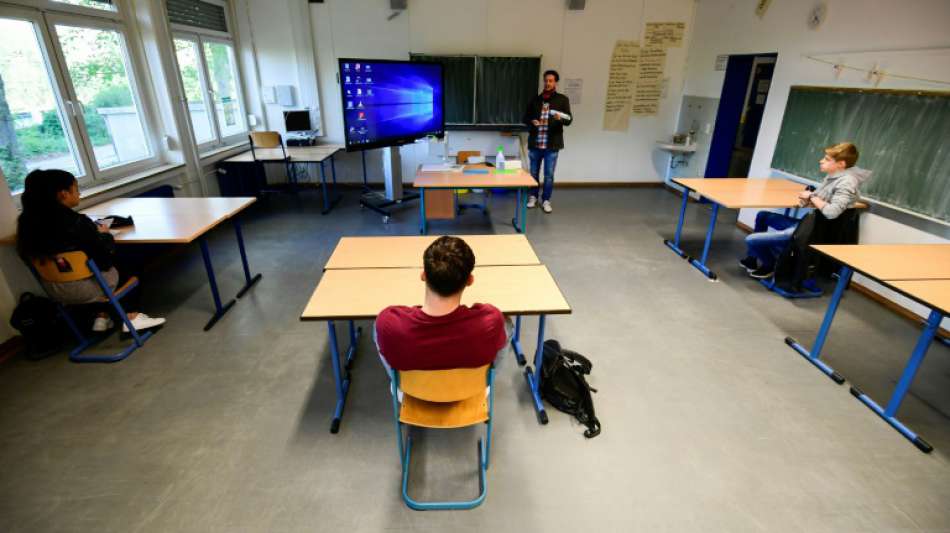 Lehrerverband zieht positives Fazit des ersten Unterrichtstags an Schulen