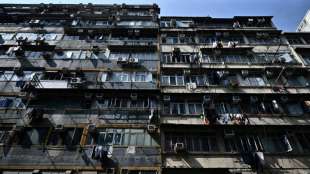 Hongkong verhängt erstmals in Corona-Pandemie Lockdown über einige Viertel