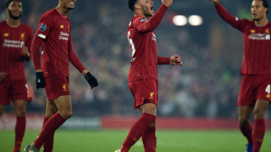 Liverpool erstmals Tabellenführer, Chelsea mit packender Aufholjagd
