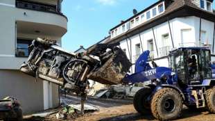Technisches Hilfswerk leistet bisher gr&ouml;&szlig;ten Einsatz wegen Flutkatastrophe