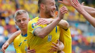 Duo Jarmolenko und Jaremtschuk wahrt Achtelfinal-Chance für Ukraine