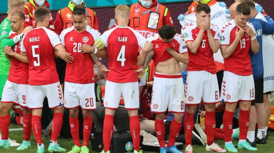 Beim EM-Spiel in Kopenhagen: Däne Eriksen kollabiert 