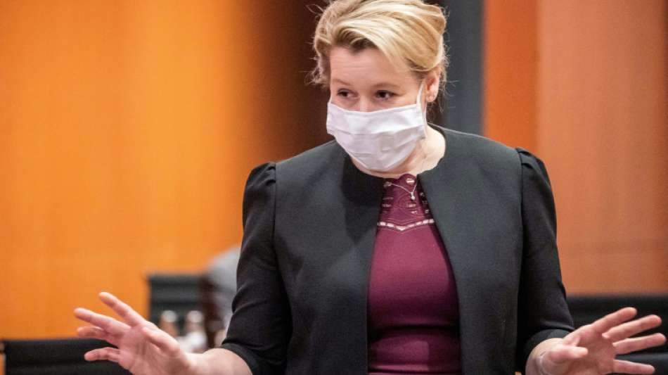 Frauen auf Leitungsebene der obersten Bundesbehörden noch immer unterrepräsentiert