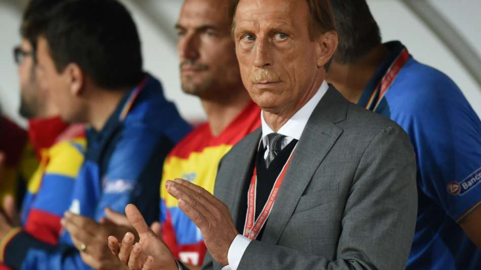 "Einige heiße Eisen": Daum will im Fußballgeschäft bleiben