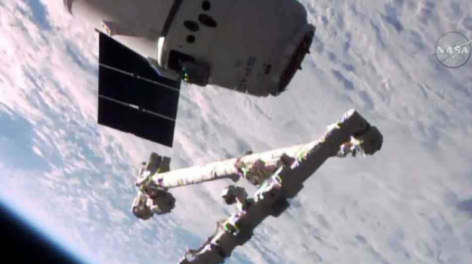 US-Astronauten beginnen mit Reparatur von Roboterarm der ISS  