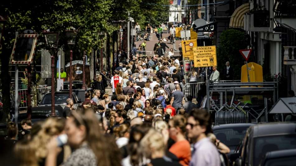 Niederl&auml;nder nehmen Abschied von ermordetem Journalisten de Vries