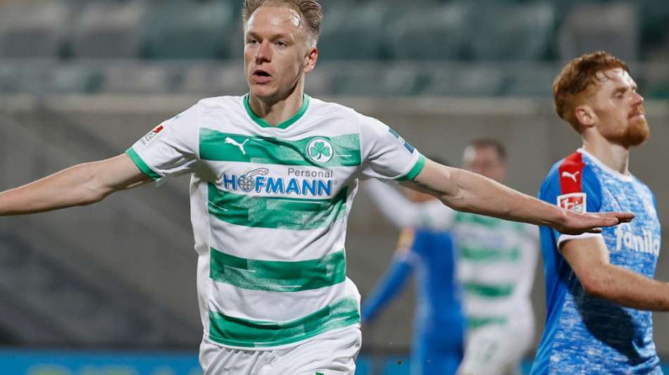 Fürth schlägt Kiel: Aufstiegsrennen beginnt von vorne